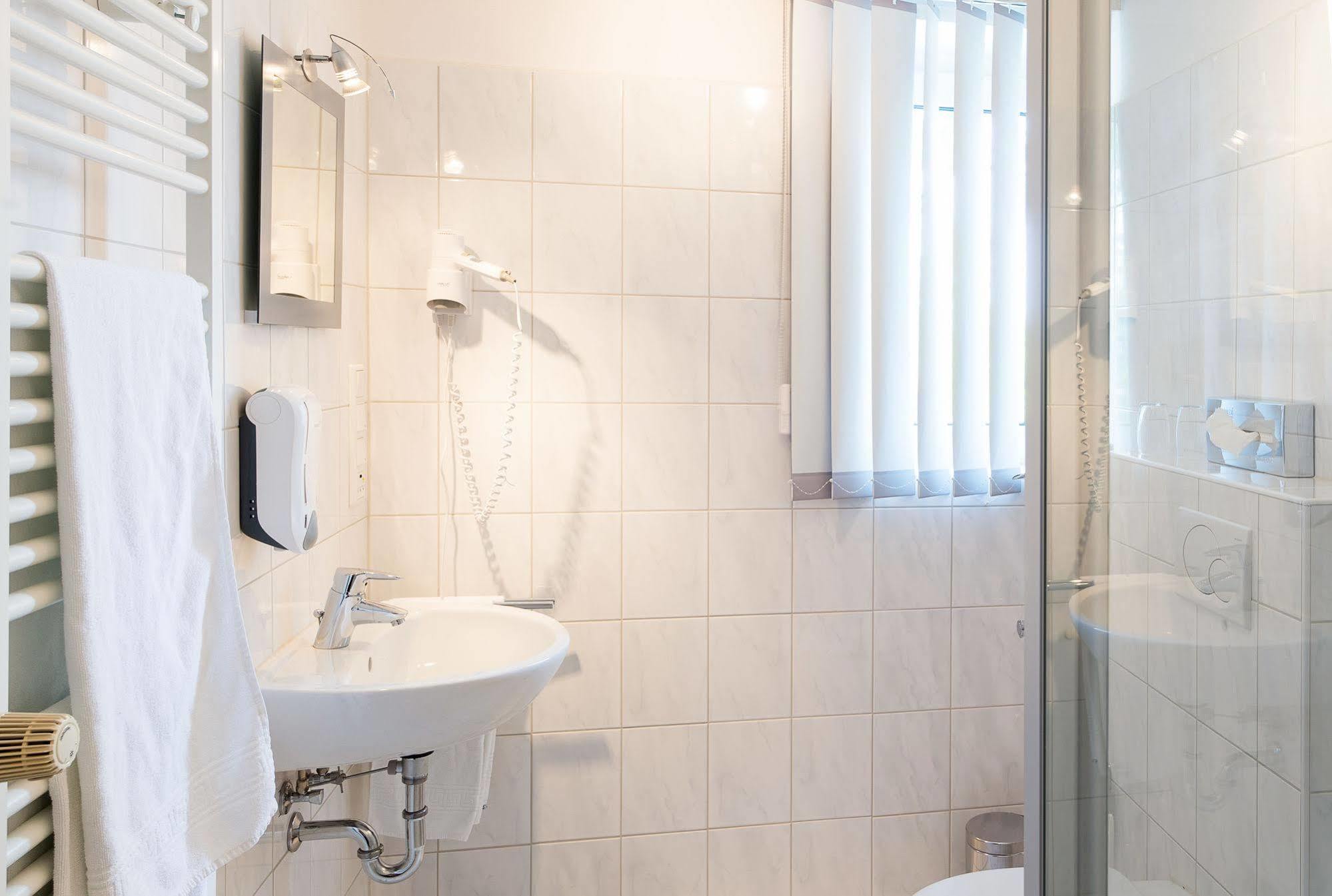 Hotel Luisenhof Mettmann Ngoại thất bức ảnh